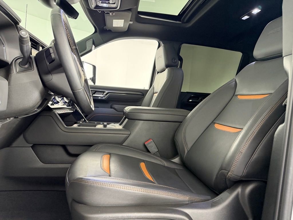 Used 2025 GMC Sierra 2500 AT4 w/ AT4 Premium Plus Package AWD/4WD image 24