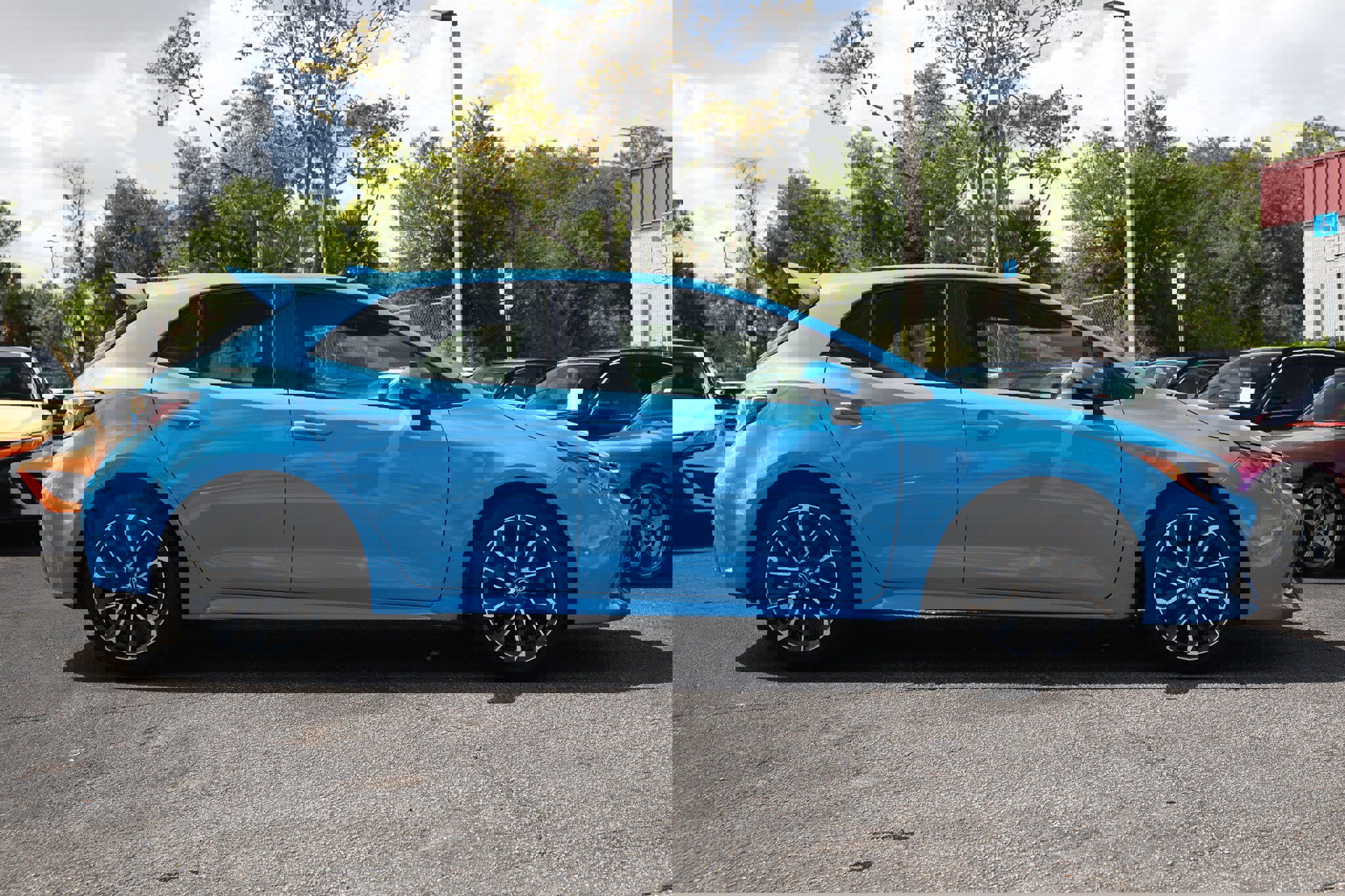 Used 2019 Toyota Corolla SE image 19