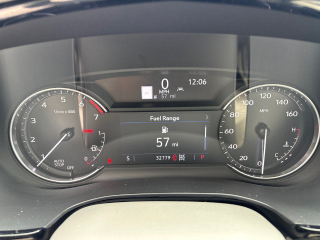 Used 2023 Cadillac XT5 Premium Luxury w/ LPO, Floor Liner Package AWD/4WD image 26