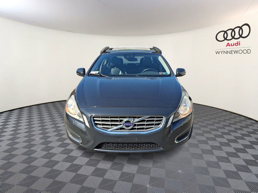 Used 2012 Volvo S60 T5 w/ Climate Pkg FWD image 2