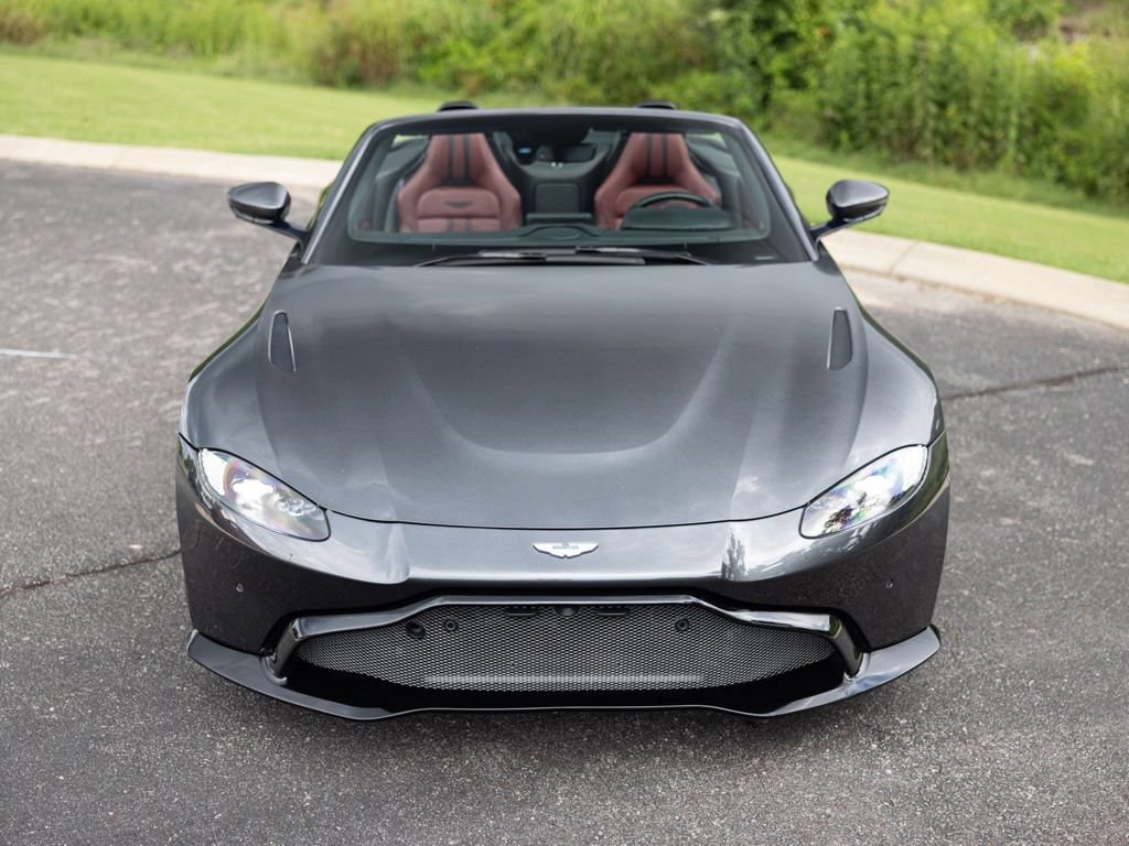 Used 2021 Aston Martin V8 Vantage Roadster RWD image 10