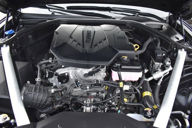 Used 2025 Genesis G70 2.5T image 34