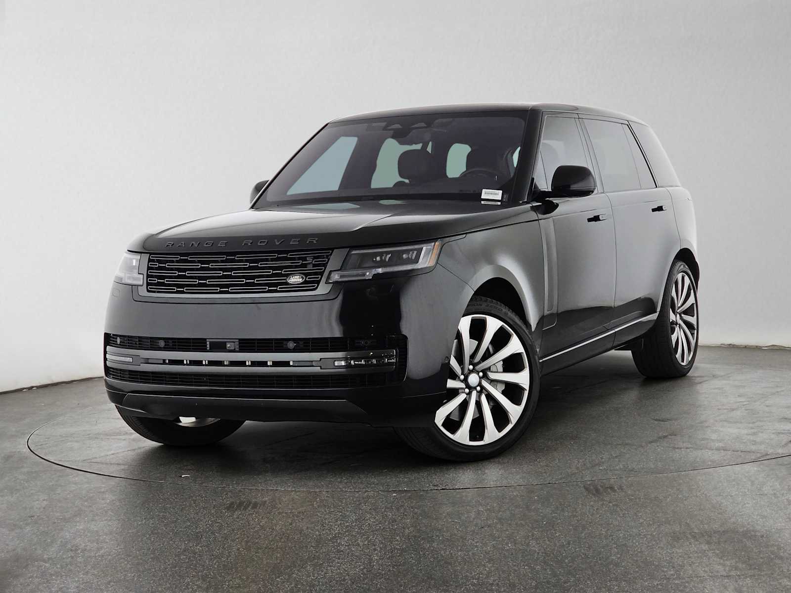 Used 2023 Land Rover Range Rover Long Wheelbase SE AWD/4WD image 1