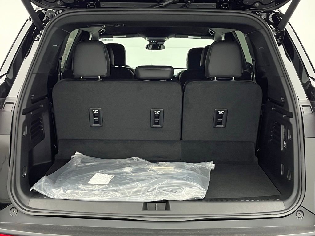 New 2025 Buick Enclave Preferred w/ Power Package image 10