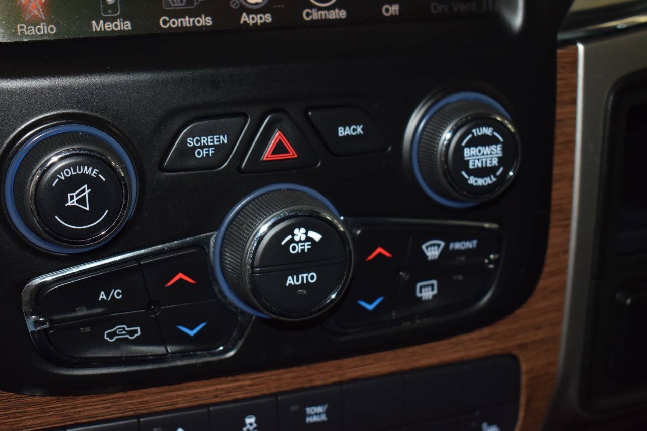 Used 2016 RAM 1500 Laramie w/ Convenience Group AWD/4WD image 54