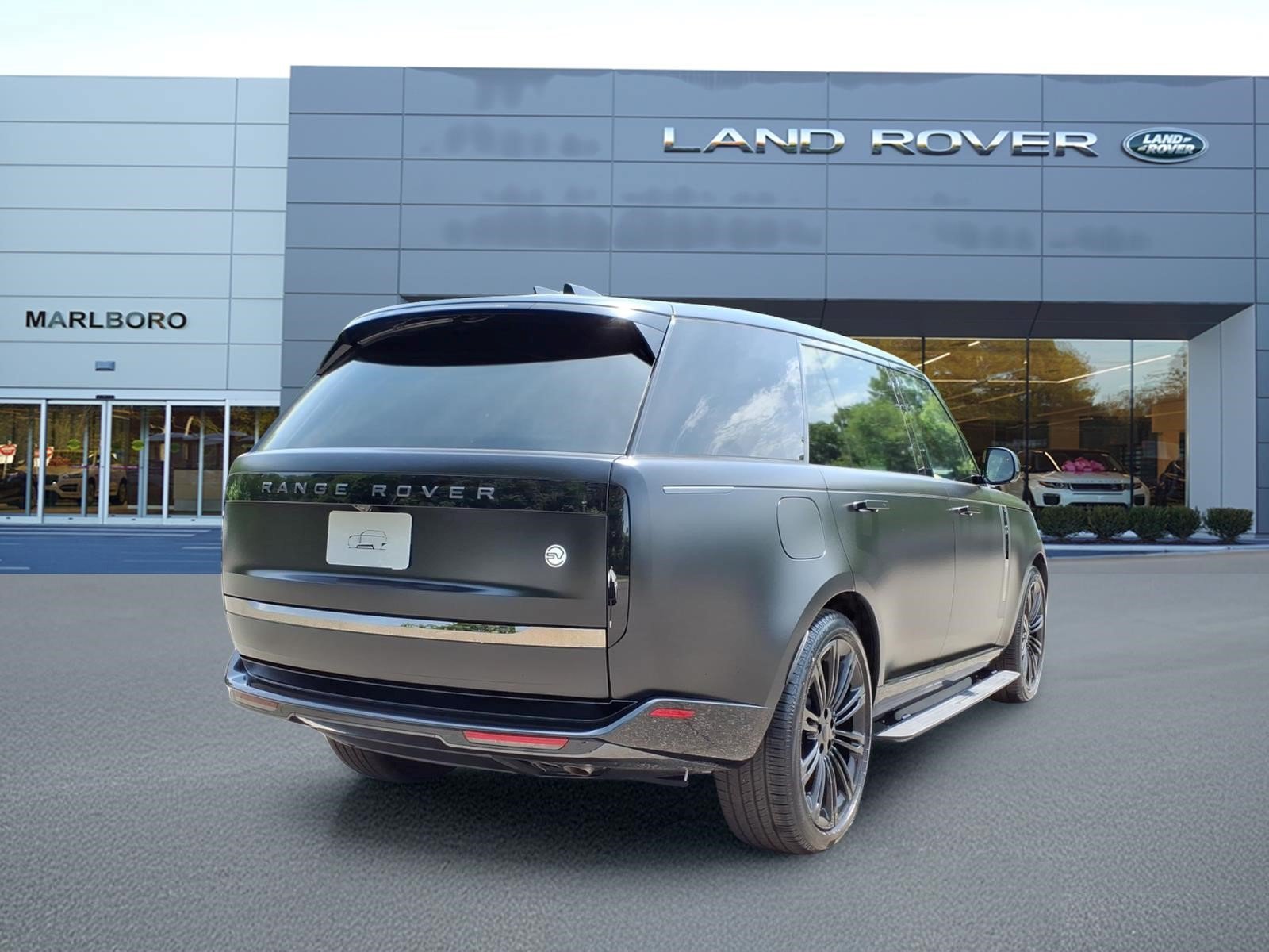 New 2026 Land Rover Range Rover SV AWD/4WD image 2