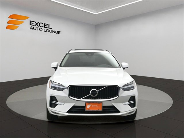 Used 2023 Volvo XC60 B5 Core image 8
