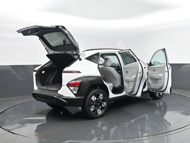 Used 2025 Hyundai Kona SEL image 29
