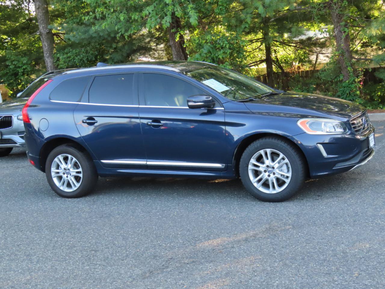 Used 2015 Volvo XC60 T5 Platinum FWD image 7