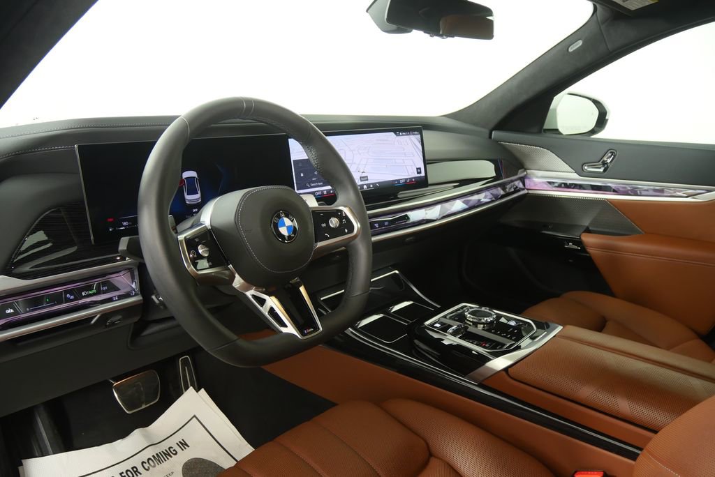 Certified 2025 BMW 740i image 13