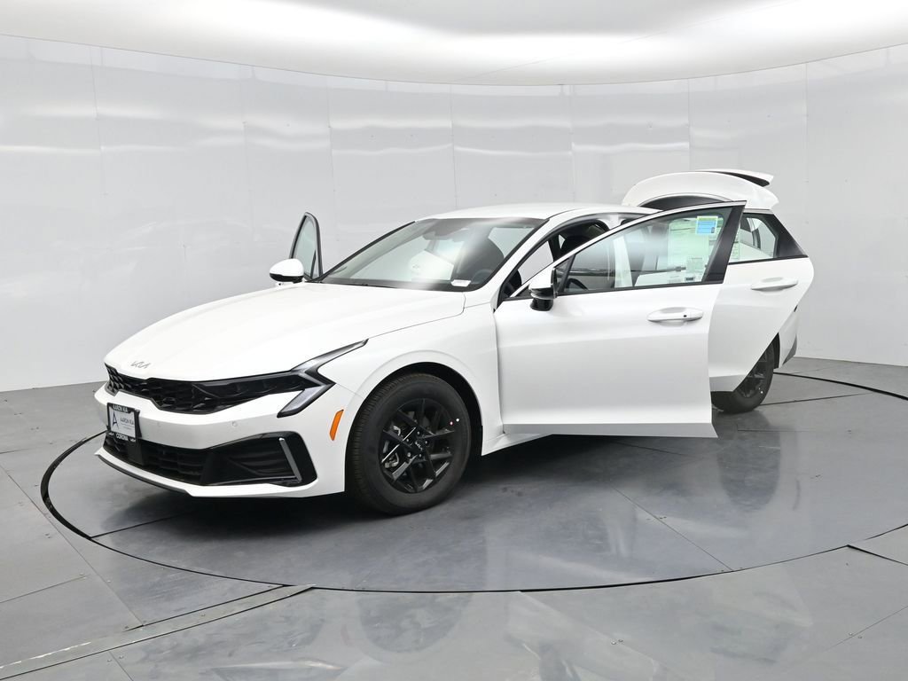 New 2026 Kia K5 LXS FWD image 39