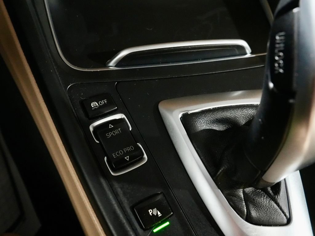 Used 2017 BMW 330i Sedan image 21