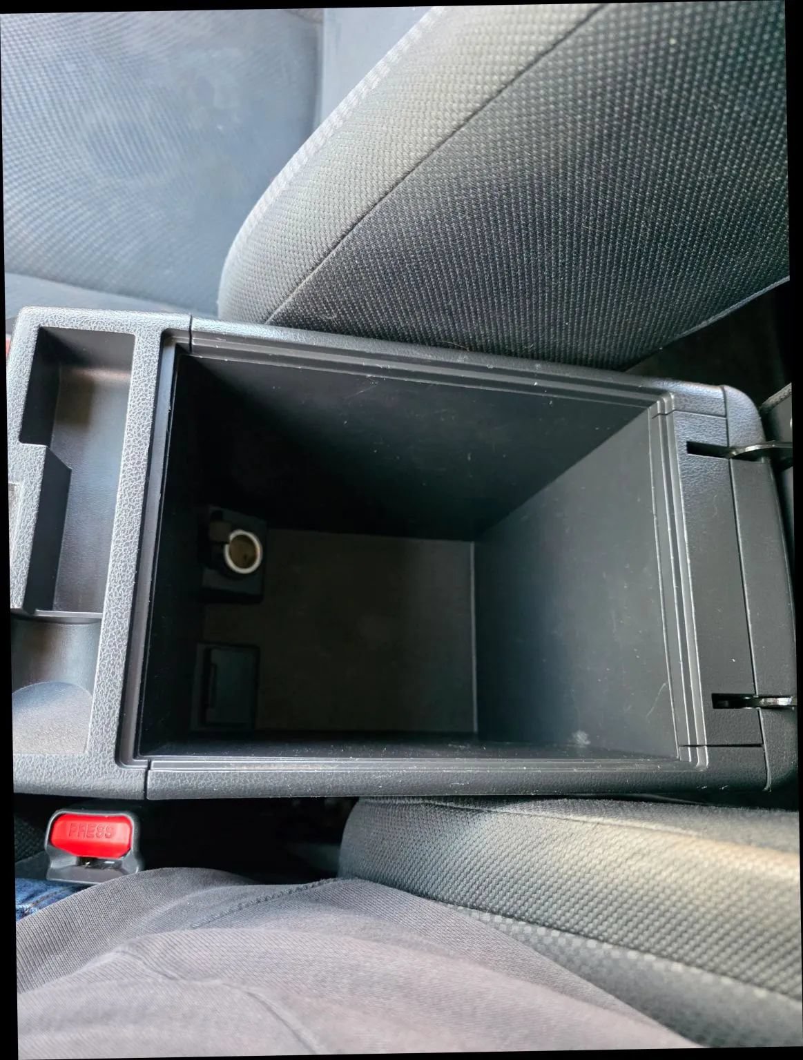 Used 2013 Nissan Rogue S FWD image 22