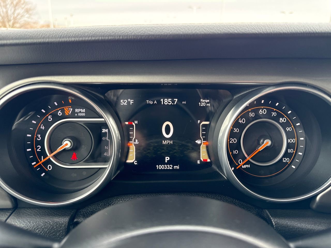 Used 2018 Jeep Wrangler Unlimited Sahara w/ Uconnect 4C Nav & Sound Group image 16