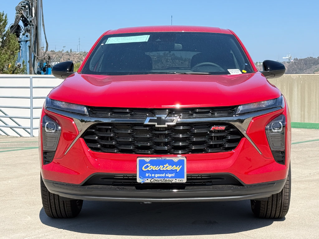New 2026 Chevrolet Trax RS w/ Driver Confidence Package FWD image 4