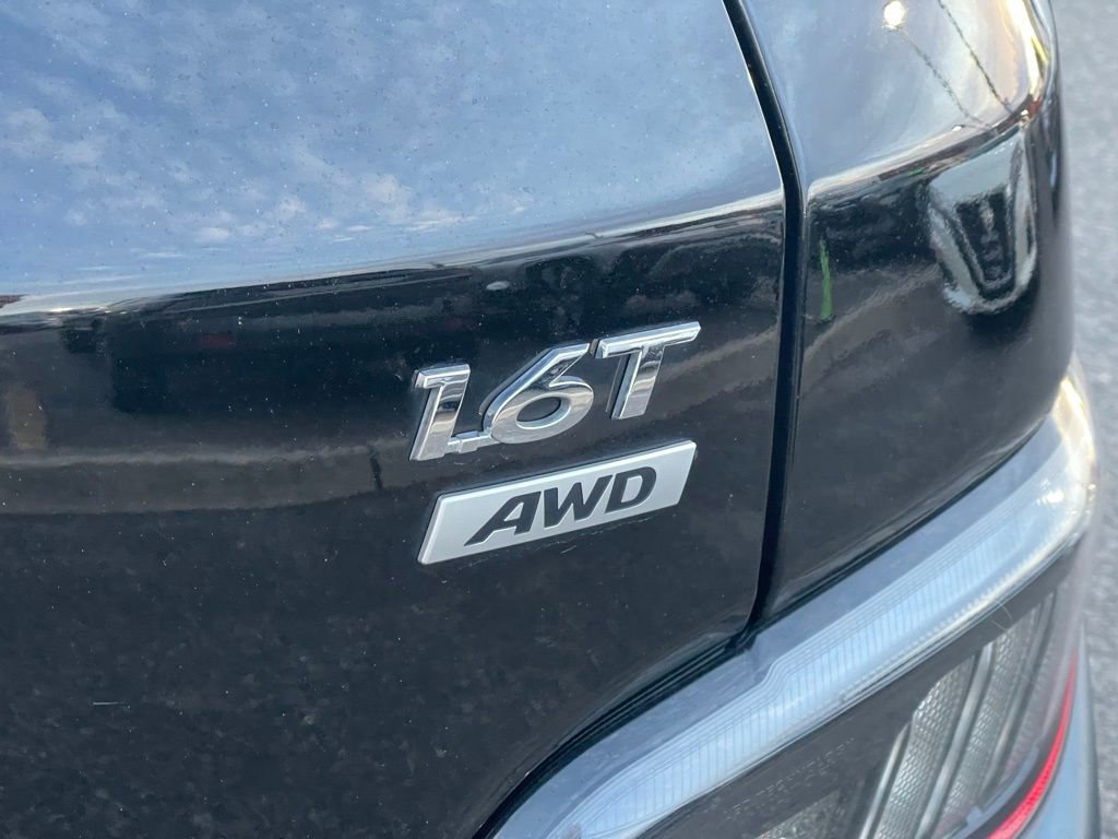 Used 2022 Hyundai Kona Limited w/ Cargo Package image 32