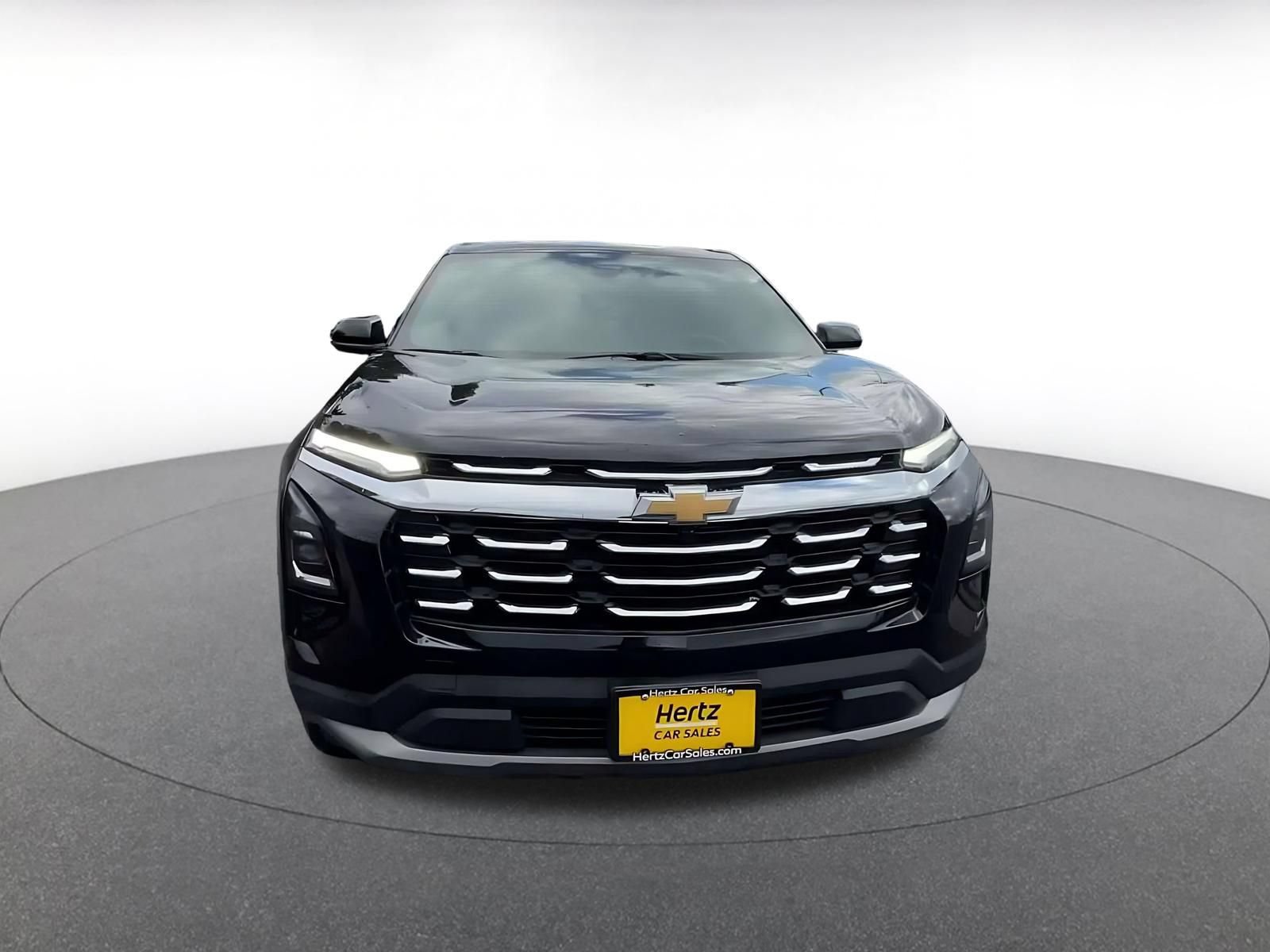 Used 2025 Chevrolet Equinox LT FWD image 4