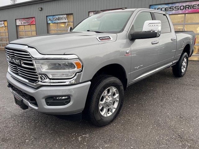 Used 2024 RAM 2500 Laramie image 3