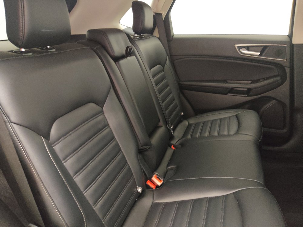 Used 2024 Ford Edge SEL image 19