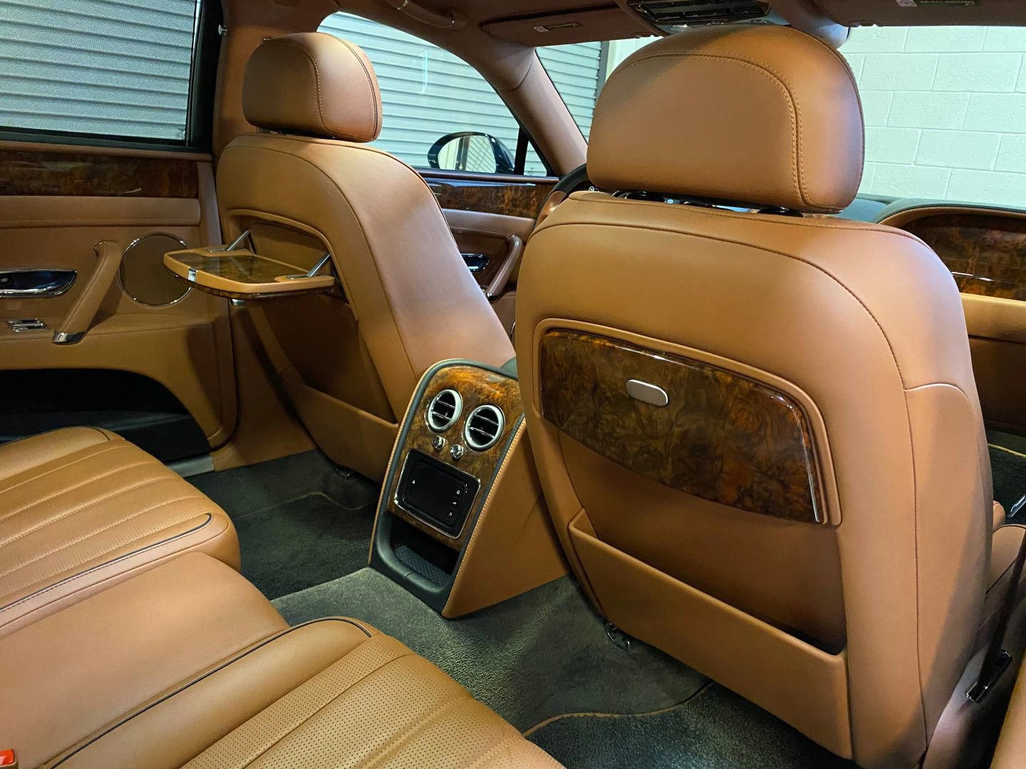 Used 2015 Bentley Flying Spur V8 AWD/4WD image 32
