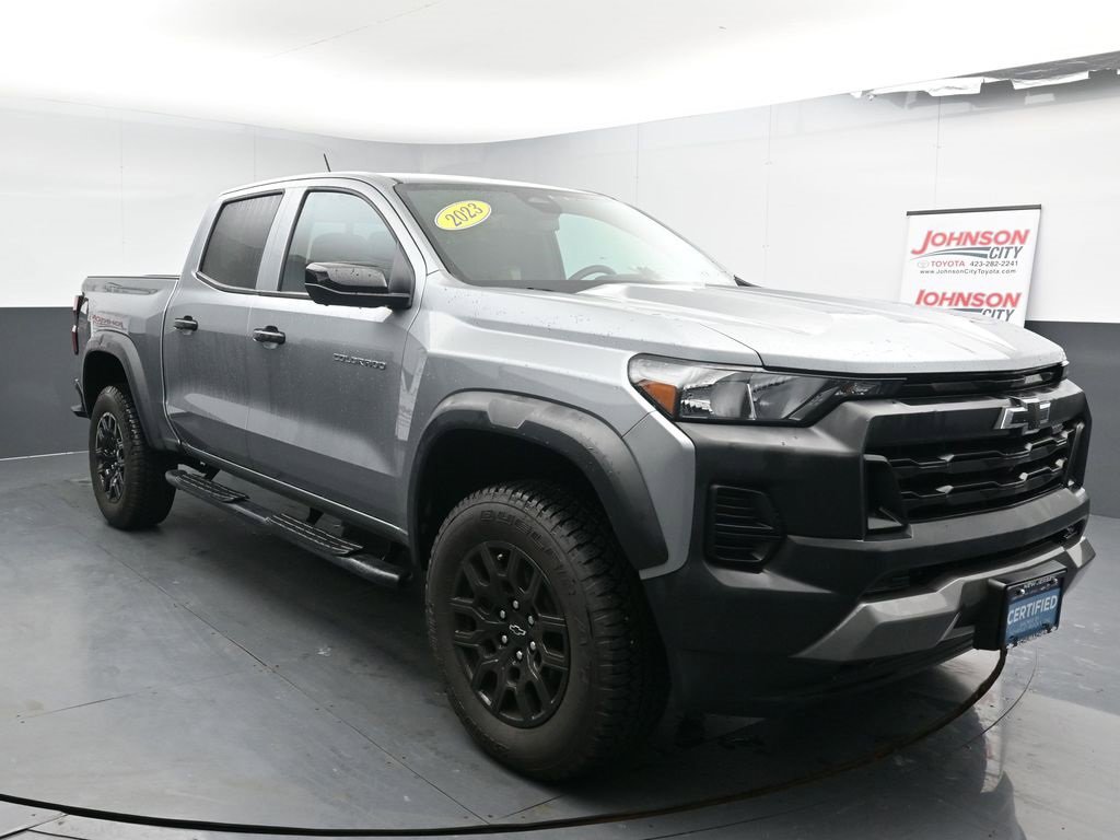 Used 2023 Chevrolet Colorado Trail Boss w/ Technology Package image 2