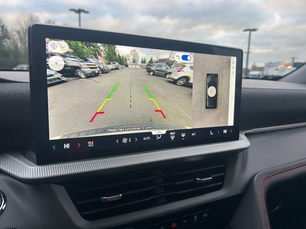 Used 2025 Ford Explorer ST-Line w/ ST-Line Street Pack AWD/4WD image 19