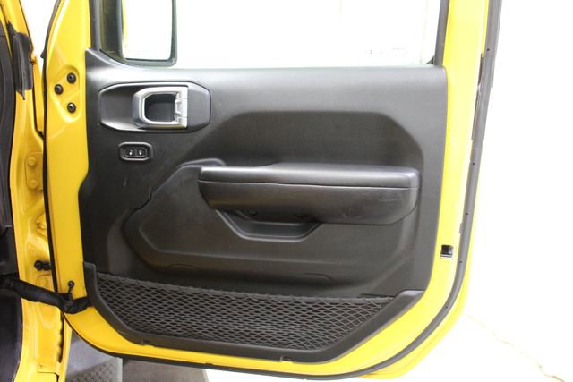 Used 2019 Jeep Wrangler Sport AWD/4WD image 26
