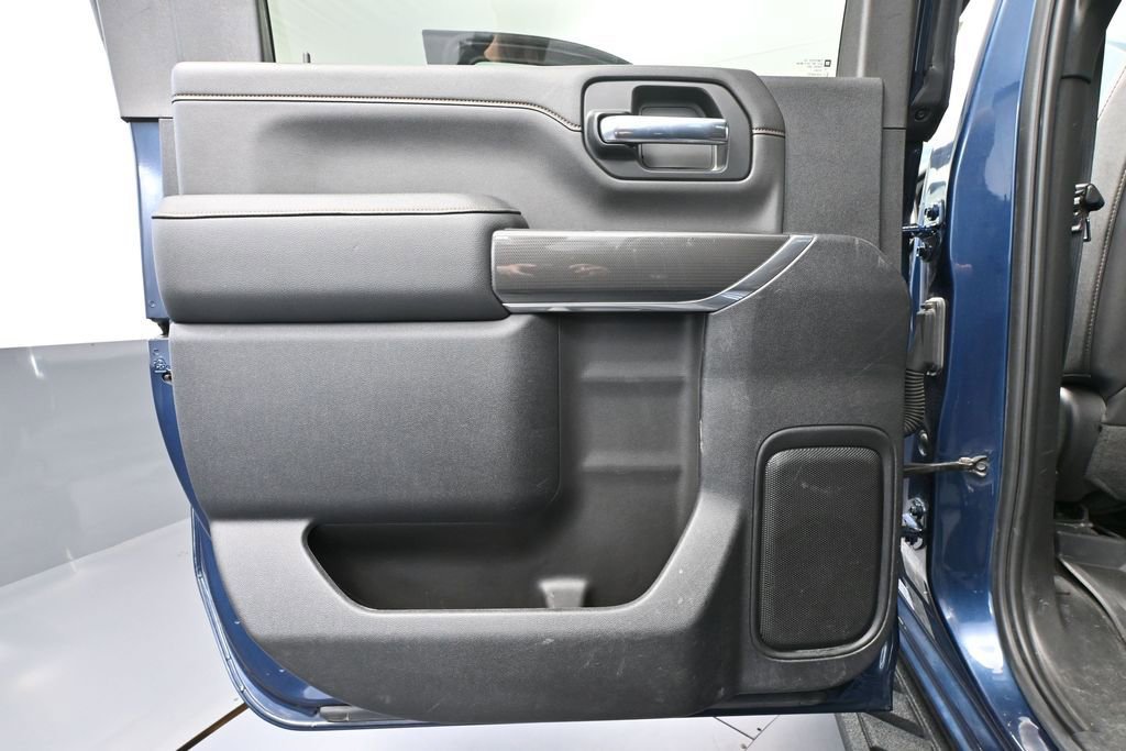 Used 2022 GMC Sierra 3500 AT4 w/ AT4 Premium Plus Package AWD/4WD image 46
