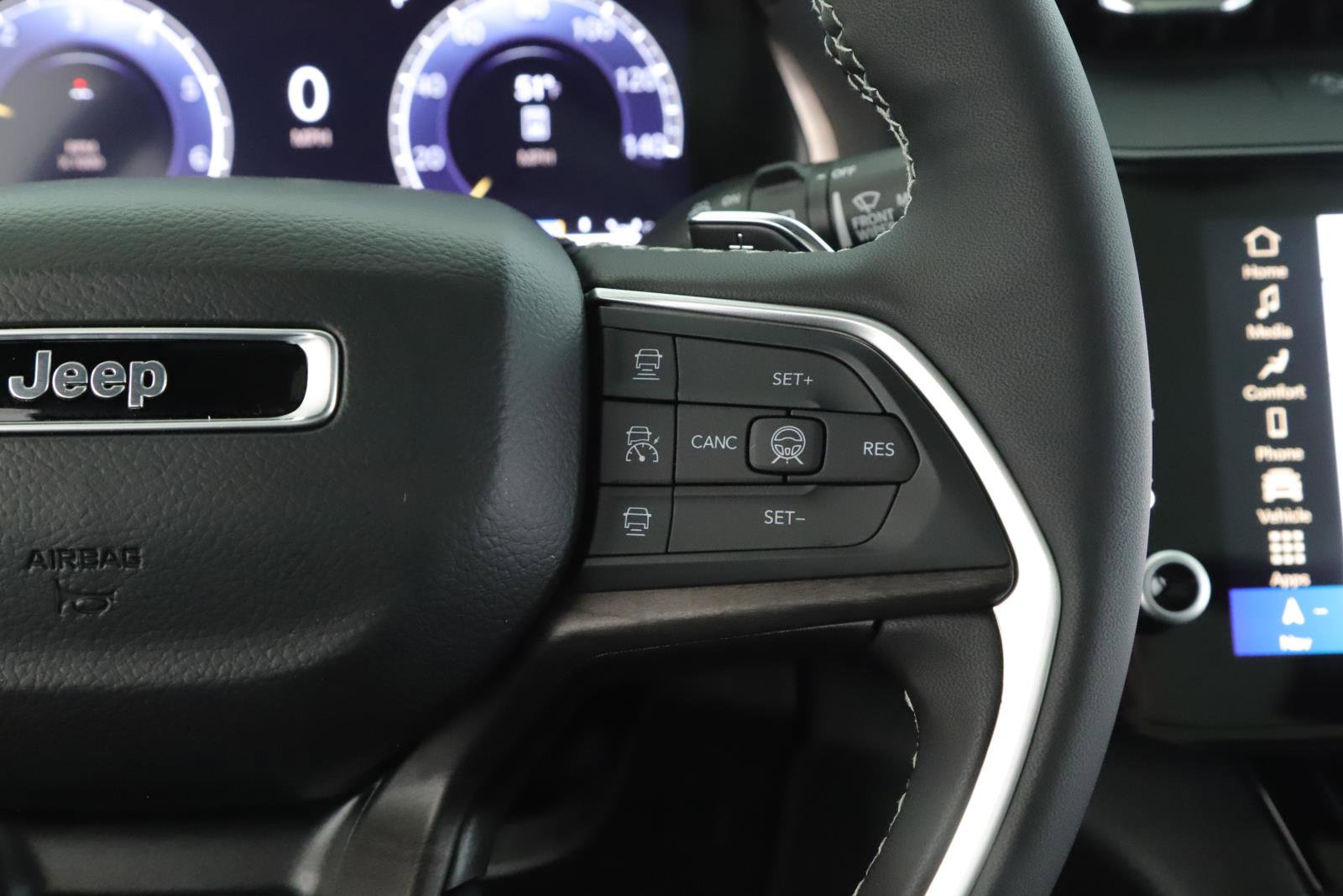 New 2026 Jeep Grand Cherokee Limited w/ Limited Altitude Package image 7