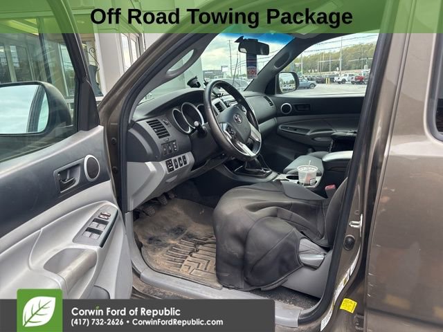 Used 2015 Toyota Tacoma TRD Pro w/ TRD Off-Road Package image 3