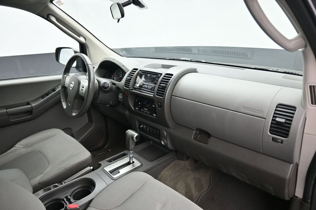 Used 2010 Nissan Xterra X AWD/4WD image 27