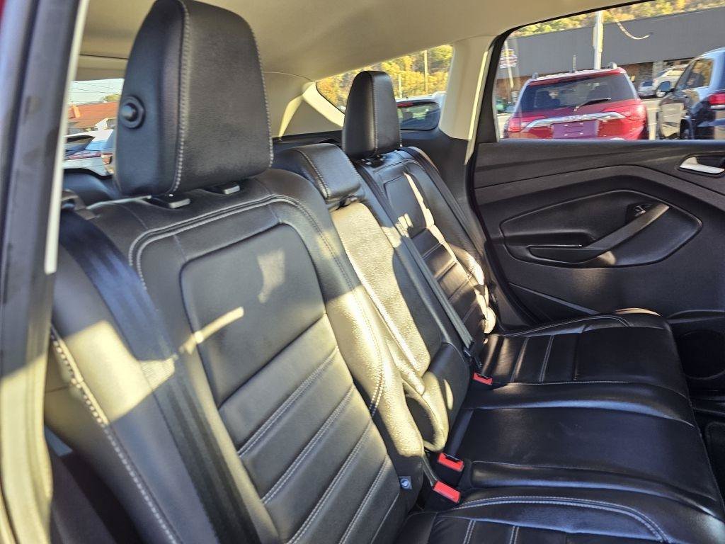 Used 2017 Ford Escape Titanium AWD/4WD image 47