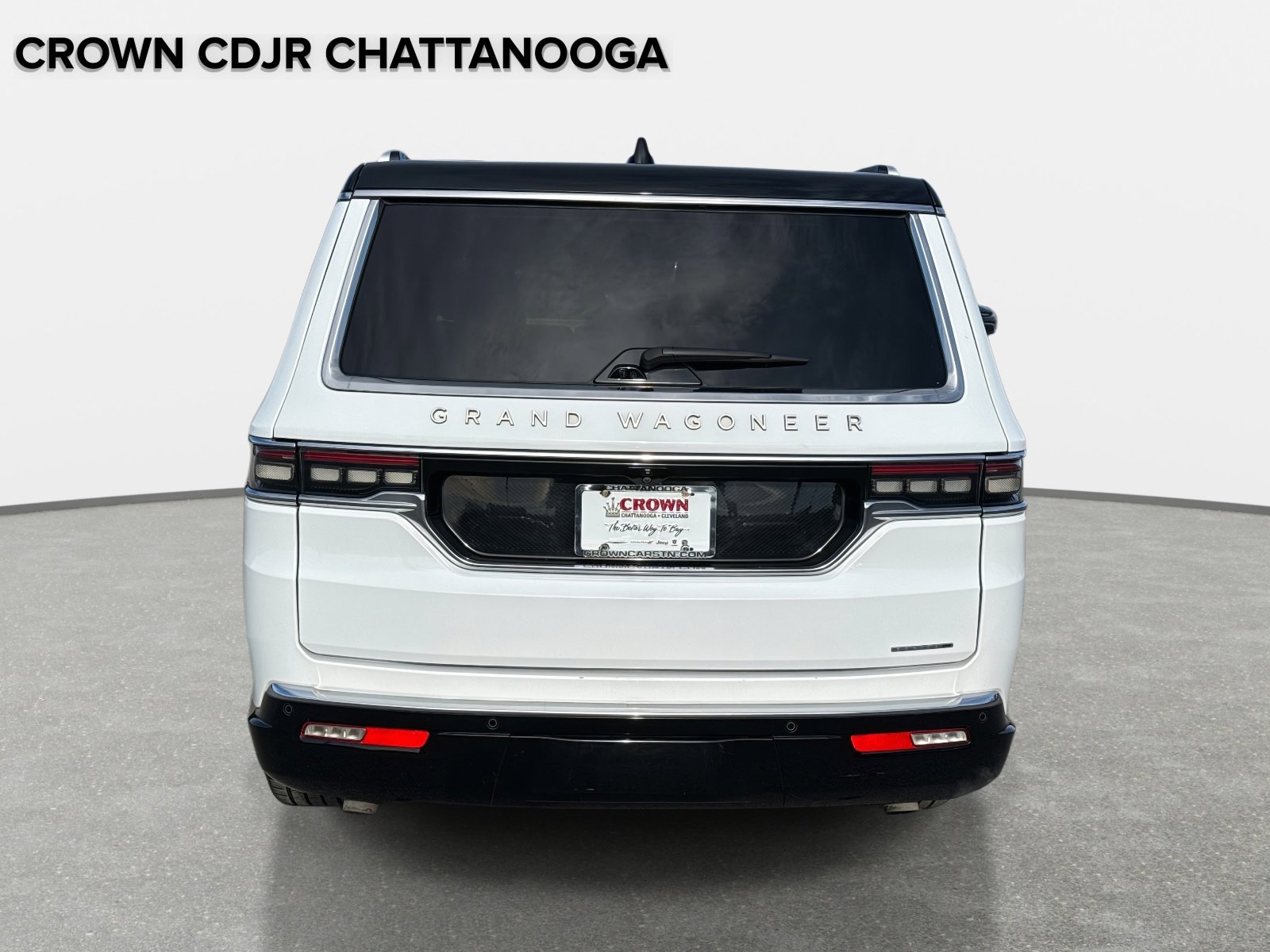 Used 2024 Jeep Grand Wagoneer L Series III image 6