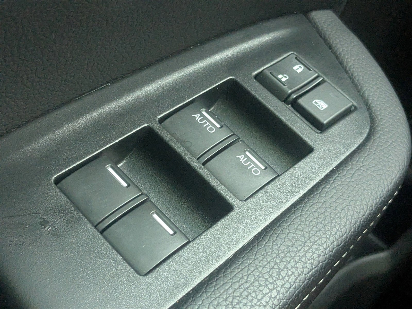 Used 2024 Honda Ridgeline Sport image 25