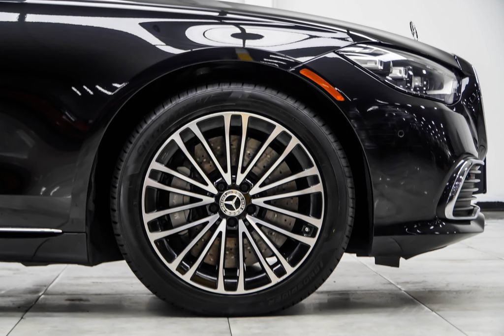 Used 2023 Mercedes-Benz S 580e 4MATIC Sedan w/ Warmth & Comfort Package image 8
