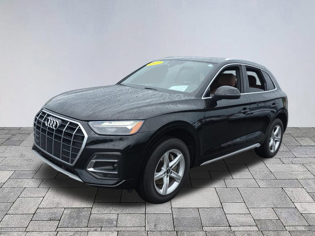 Used 2023 Audi Q5 2.0T Premium w/ Convenience Package AWD/4WD image 3