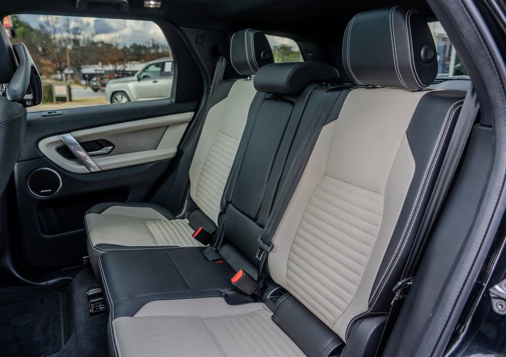 Used 2023 Land Rover Discovery Sport S R-Dynamic image 19