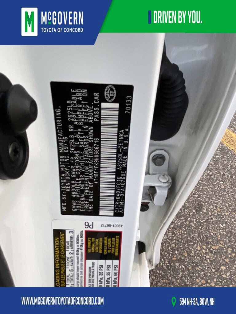 Used 2017 Toyota Camry LE FWD image 26