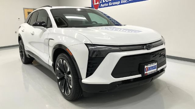 Used 2024 Chevrolet Blazer EV RS AWD/4WD image 4