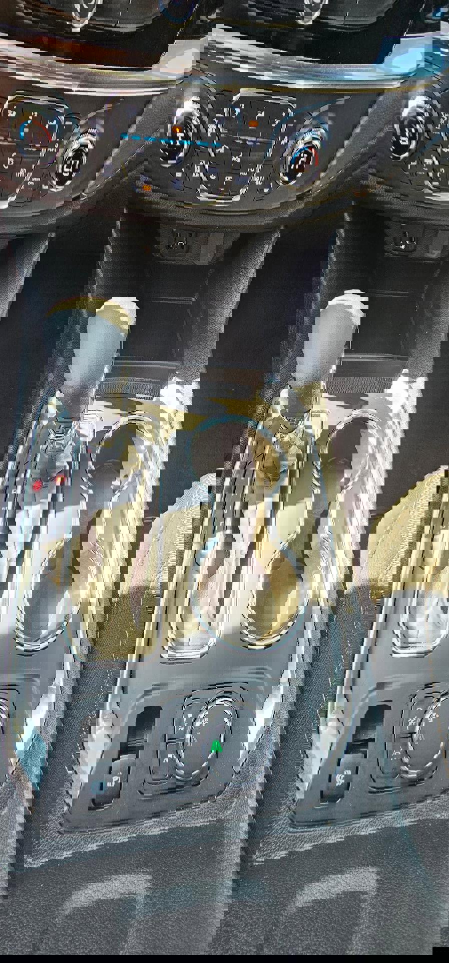 Used 2021 Chevrolet Traverse LT image 13