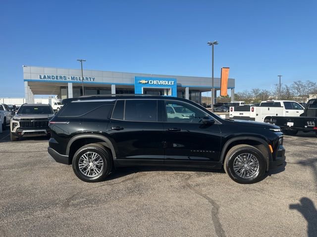 New 2026 Chevrolet Traverse LT w/ Driver Confidence Package FWD image 2