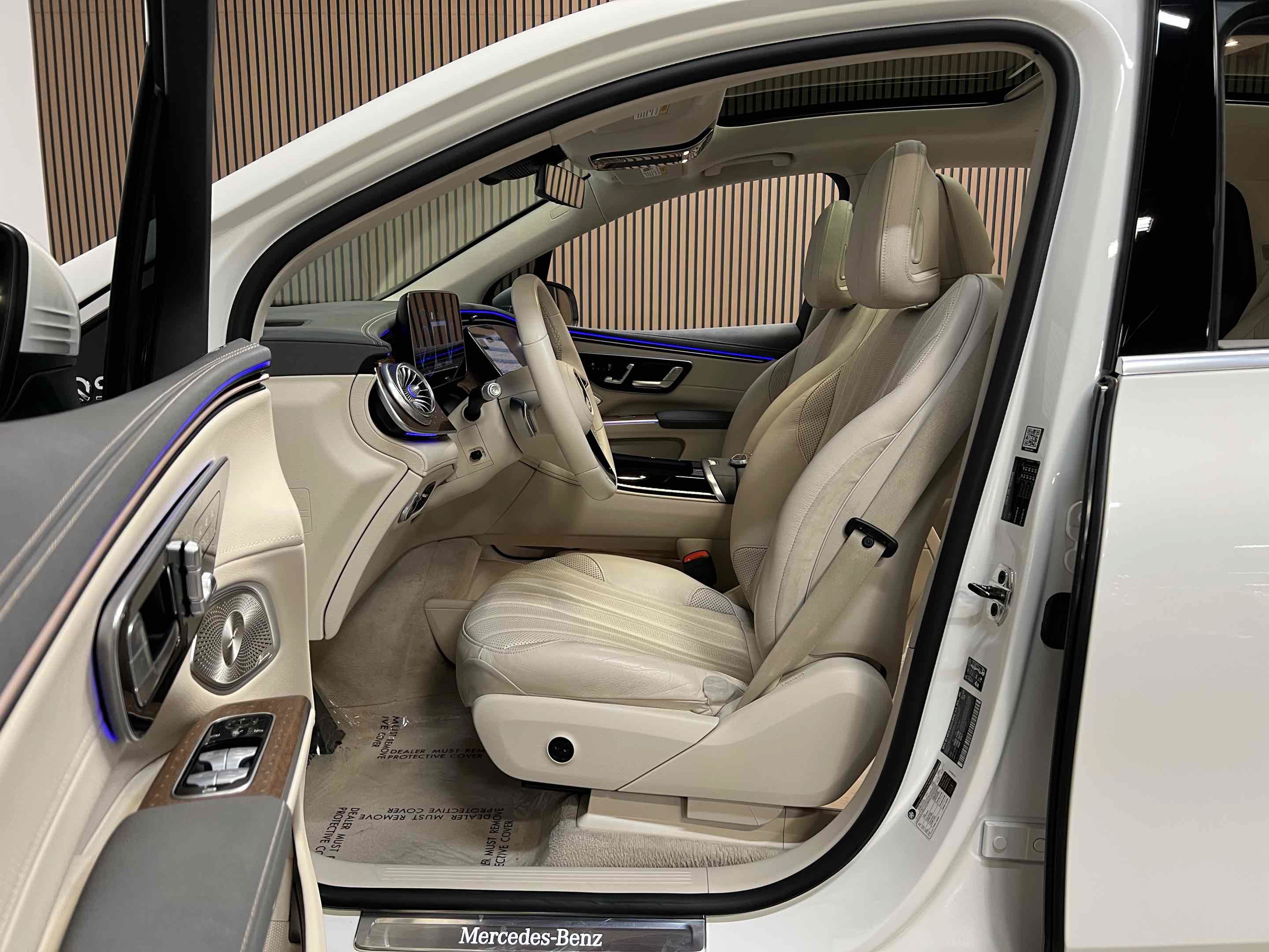 Used 2023 Mercedes-Benz EQS 450+ SUV image 6