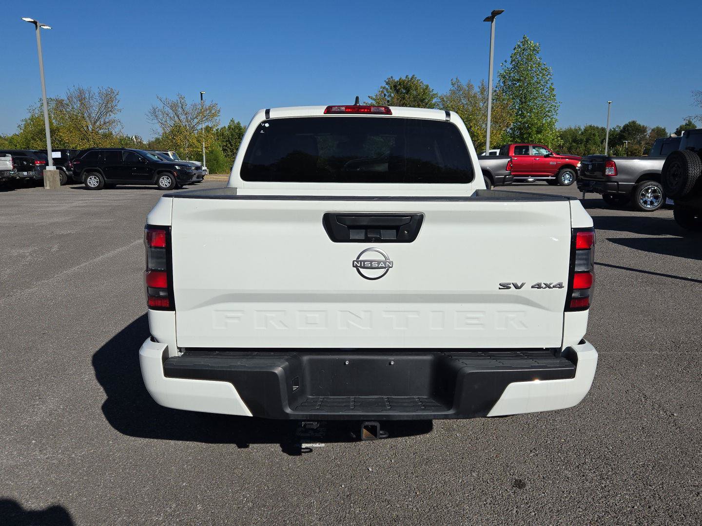 Used 2024 Nissan Frontier SV AWD/4WD image 6