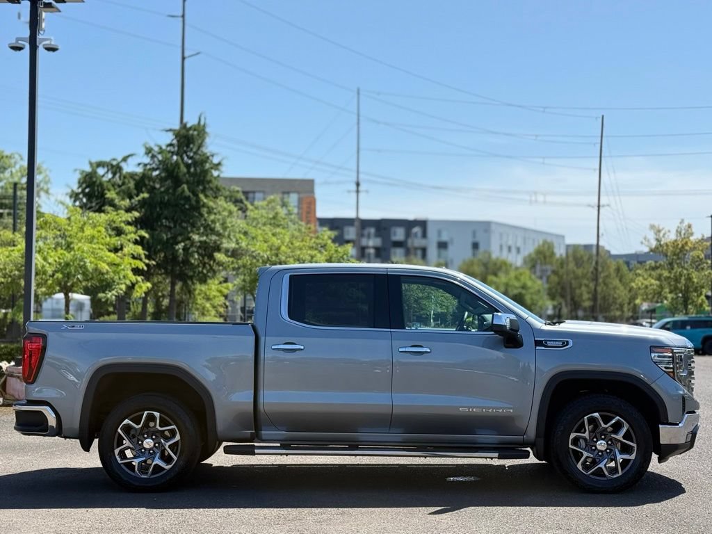 Used 2025 GMC Sierra 1500 SLT w/ SLT Premium Plus Package AWD/4WD image 6