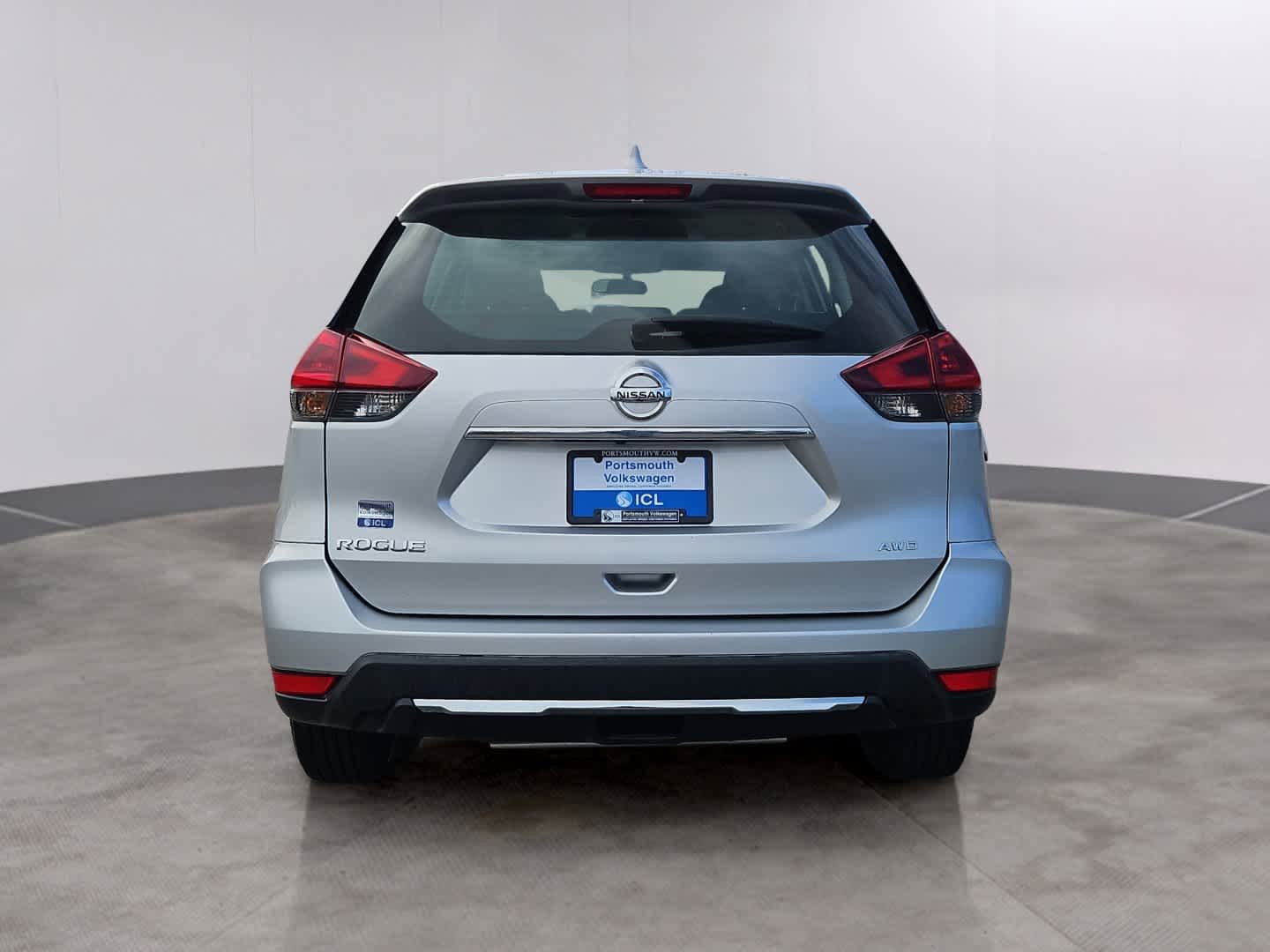 Used 2018 Nissan Rogue S image 5