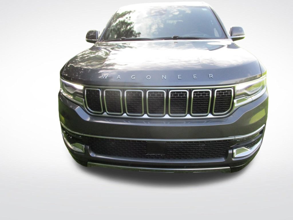 Used 2022 Jeep Wagoneer Series III AWD/4WD image 5