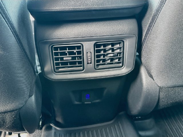 Certified 2023 Toyota RAV4 LE AWD/4WD image 23