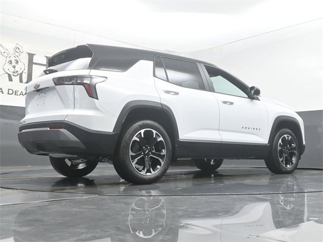 New 2026 Chevrolet Equinox LT w/ Convenience Package II image 11