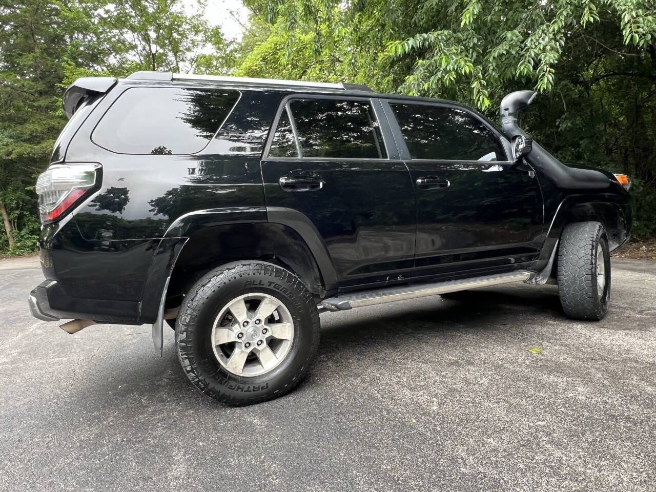 Used 2022 Toyota 4Runner TRD Off-Road AWD/4WD image 15