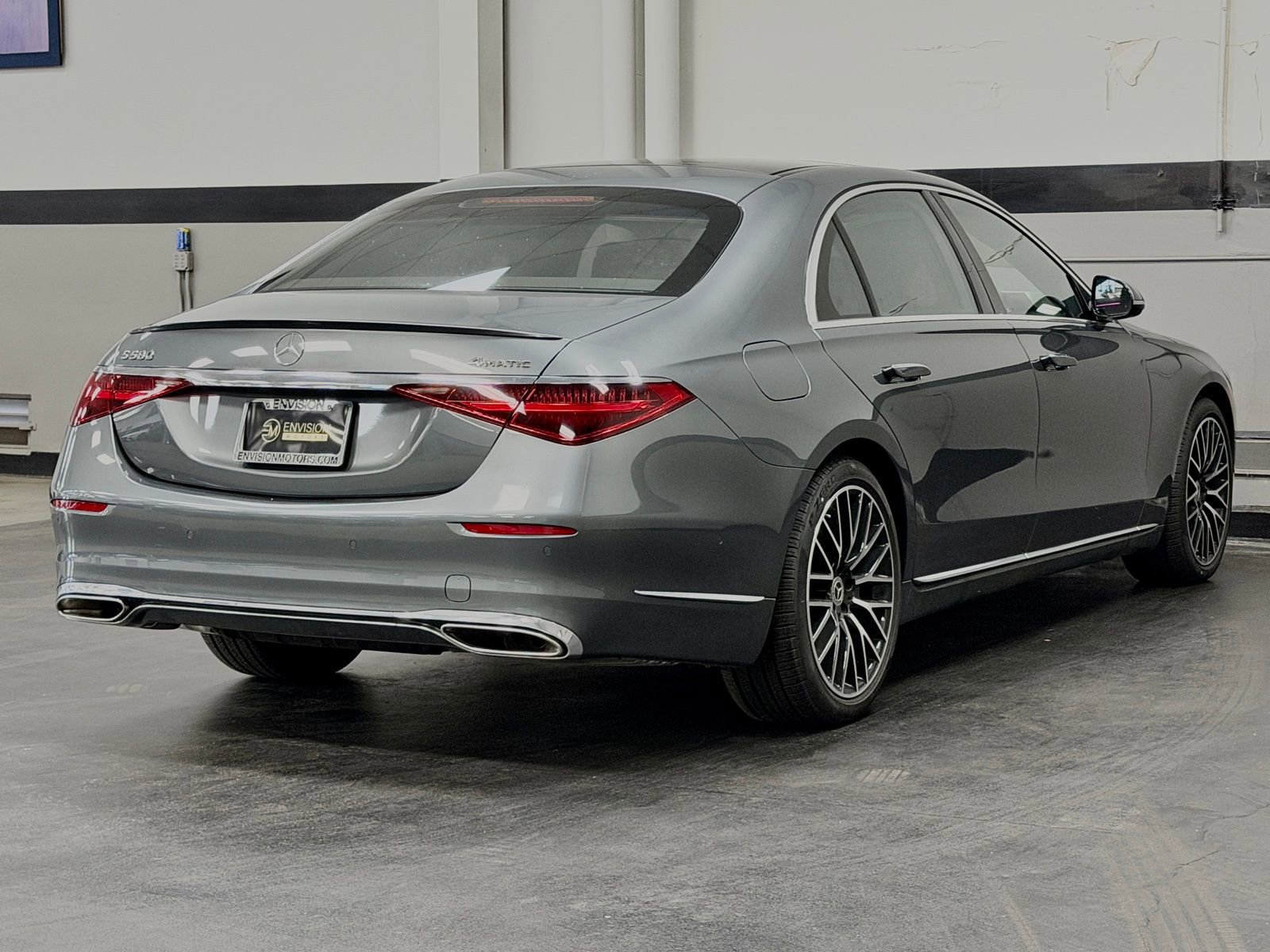 Used 2024 Mercedes-Benz S 580 4MATIC Sedan image 12